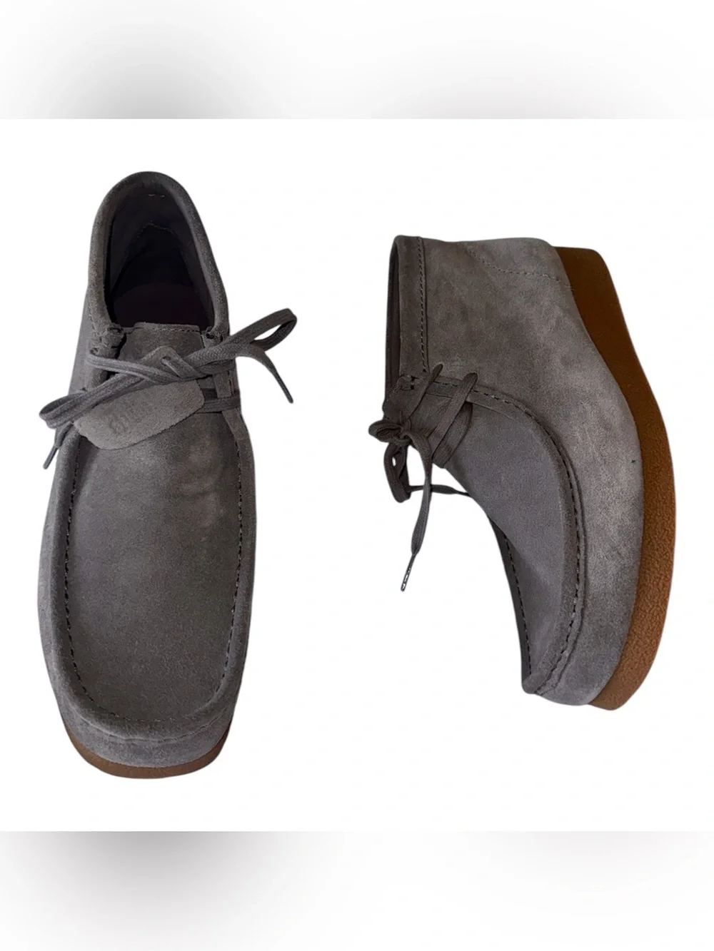 NEW.  MENS CLARKS WALLABEE BOOT - GREY SUEDE Leather Boot SZ-11M